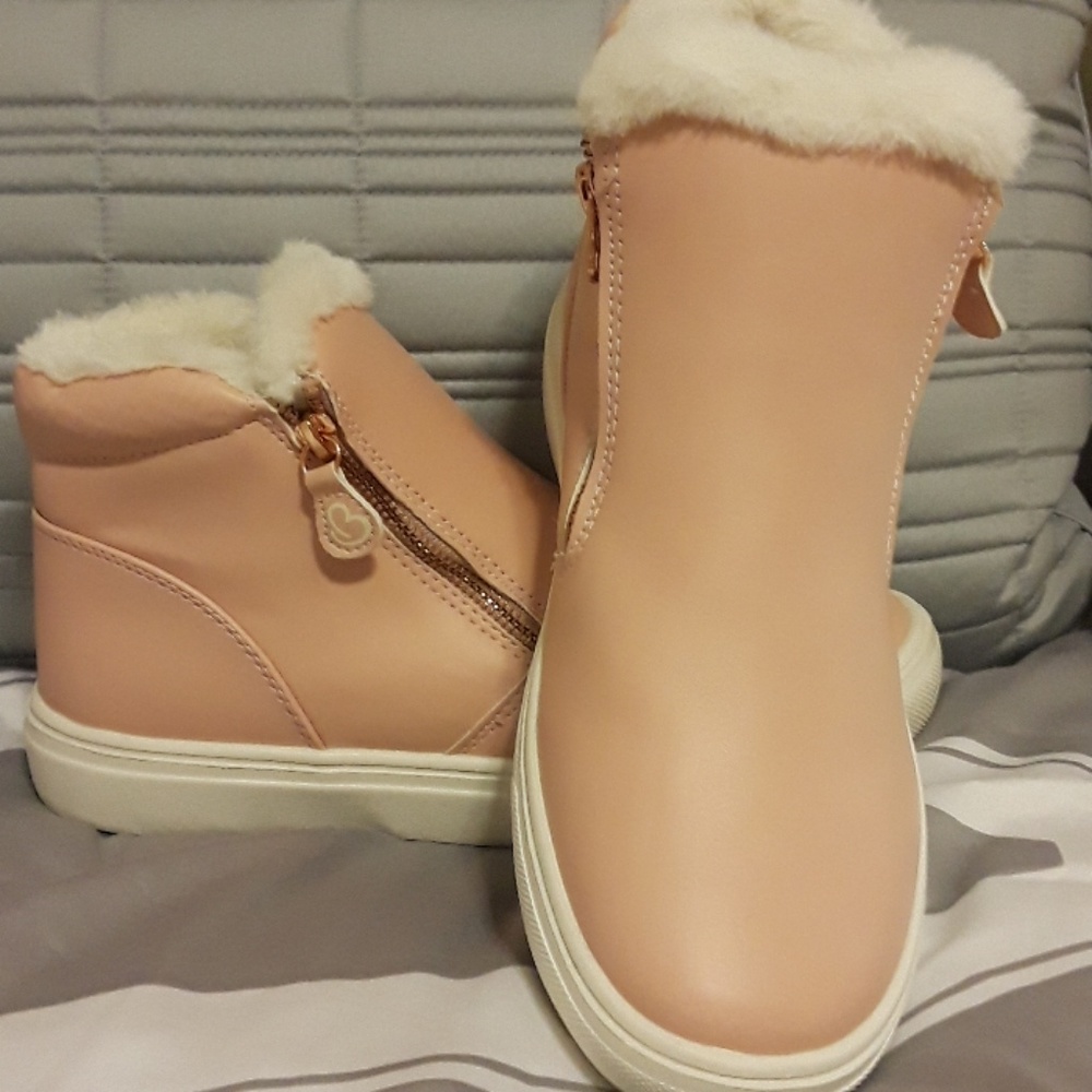 Baretraps Memory foam boots